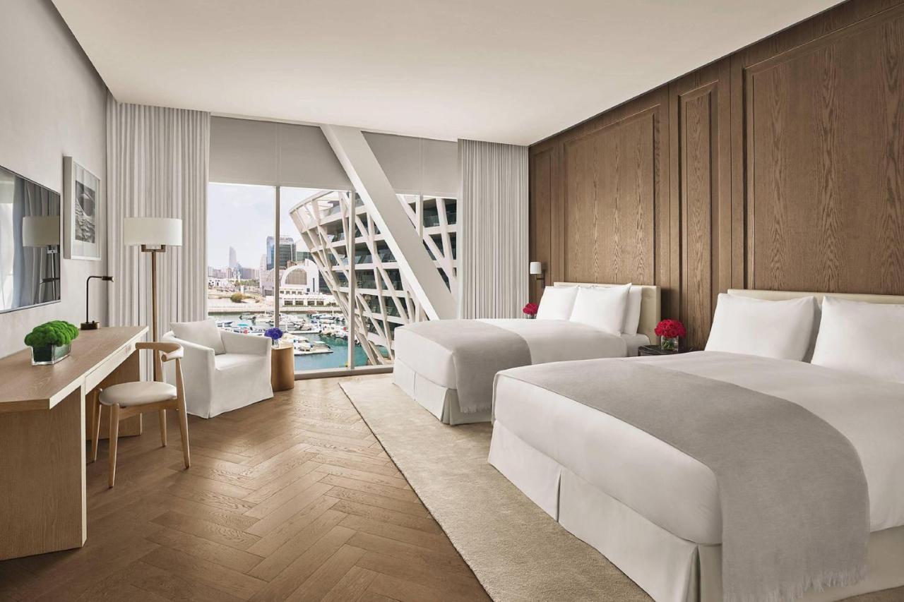 The Abu Dhabi Edition Екстер'єр фото A guest room