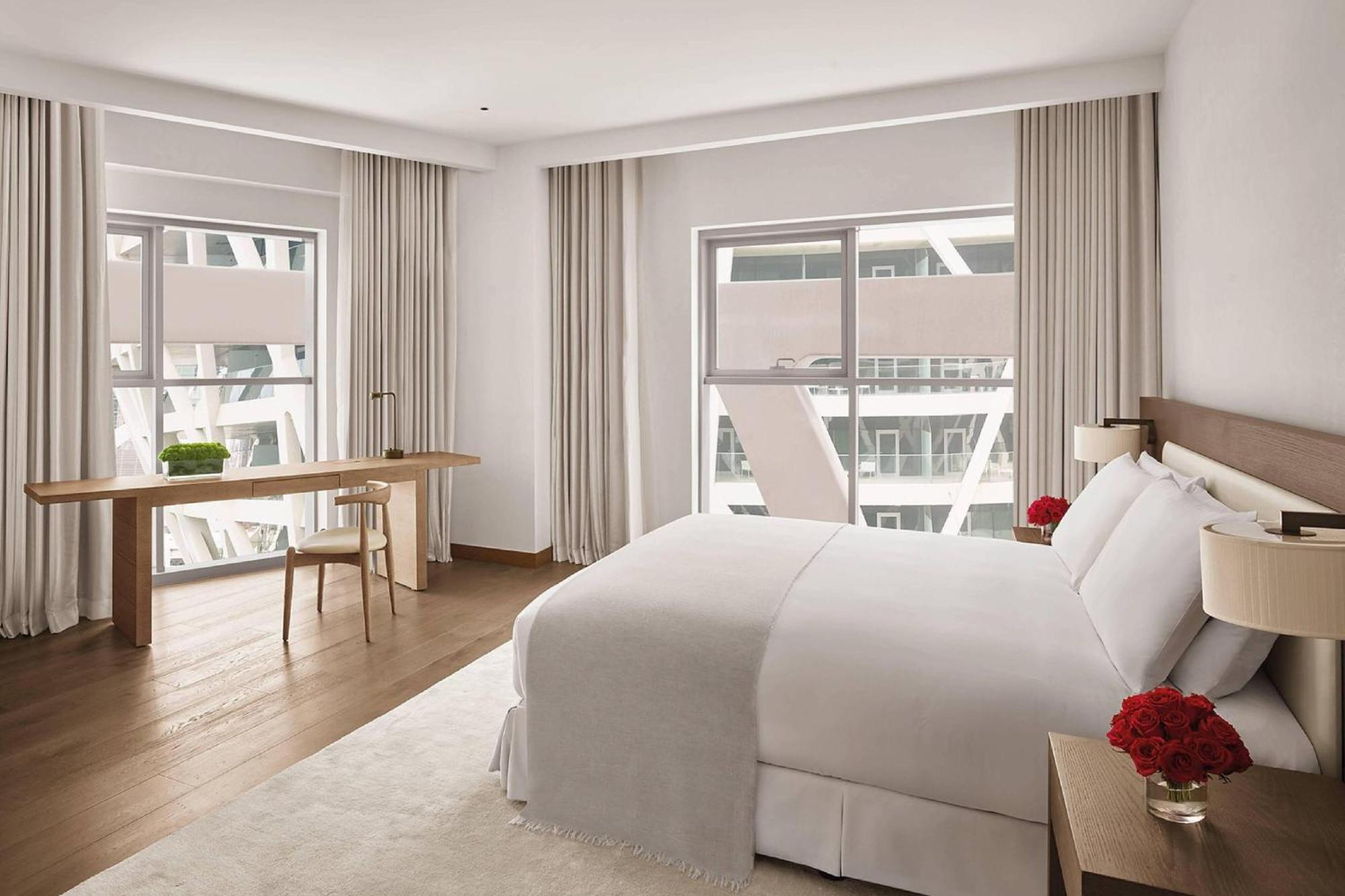 The Abu Dhabi Edition Екстер'єр фото A bedroom at The London West Hollywood
