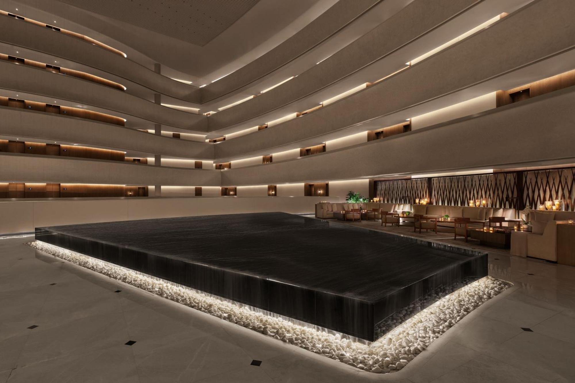 The Abu Dhabi Edition Екстер'єр фото The interior of the hotel